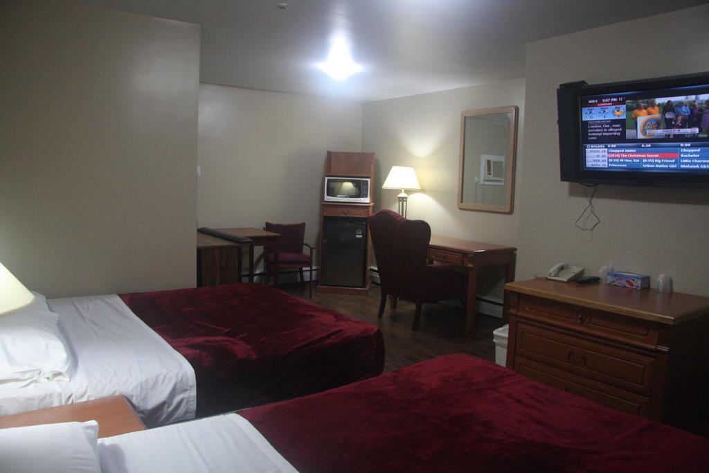 American Plaza Motel Лондон Екстер'єр фото