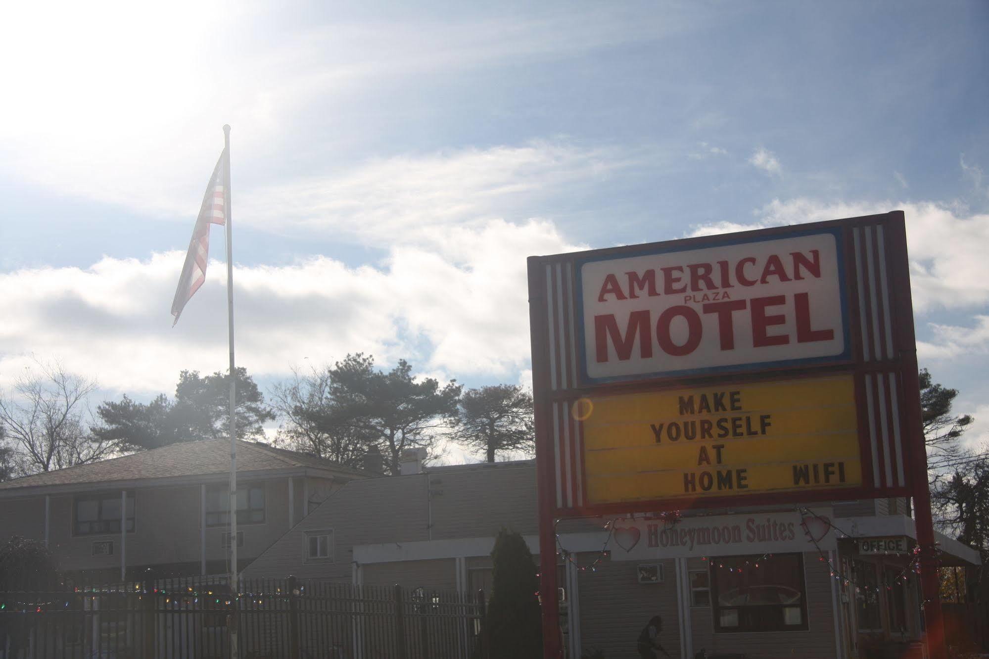 American Plaza Motel Лондон Екстер'єр фото